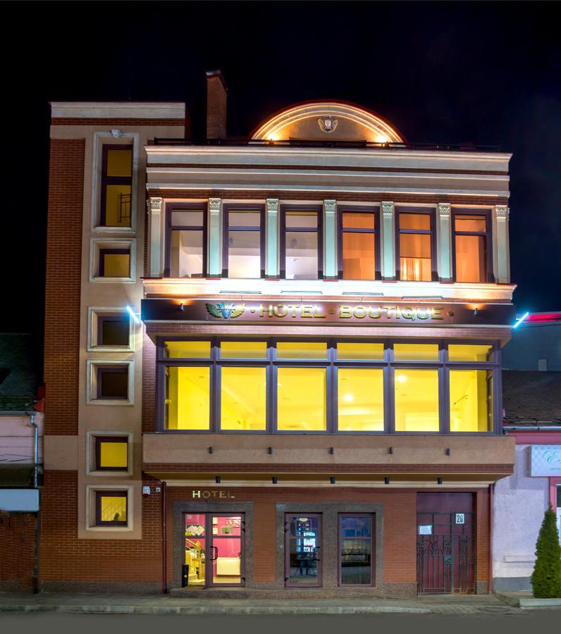 Hotel " Boutique " Uzhhorod Exterior photo