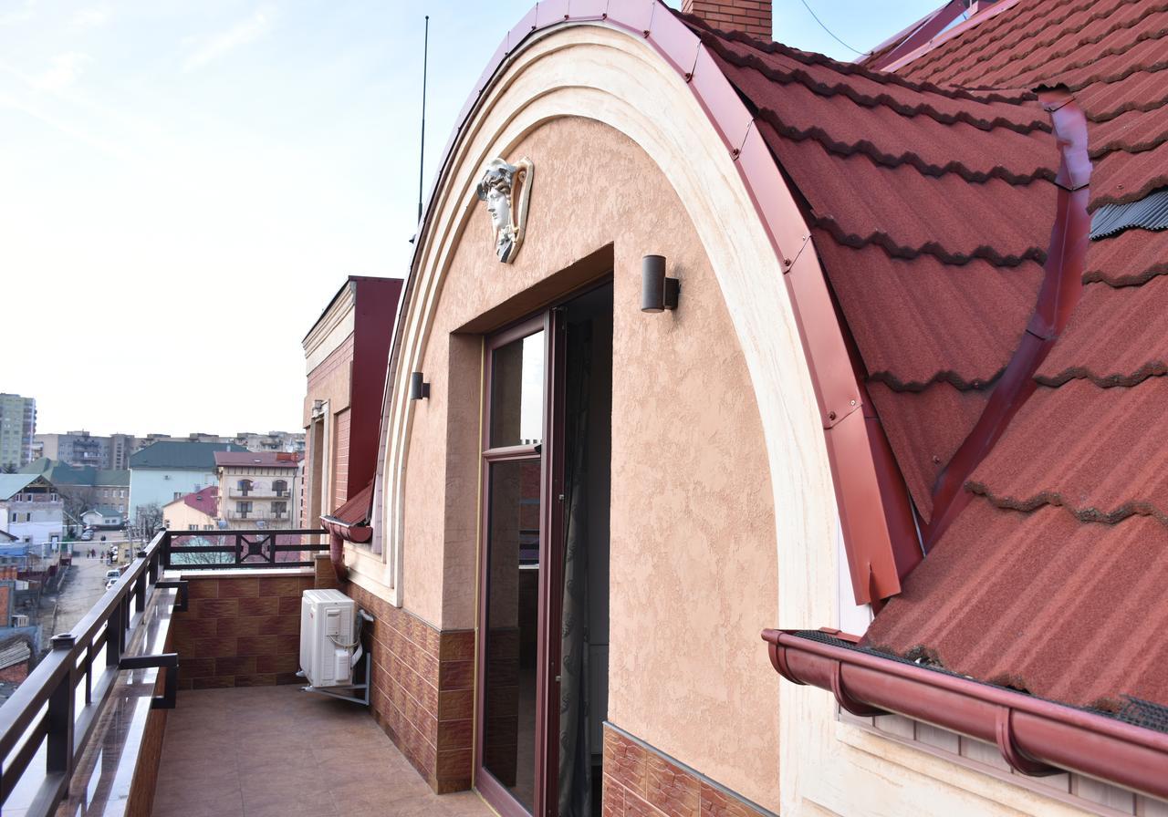 Hotel " Boutique " Uzhhorod Exterior photo